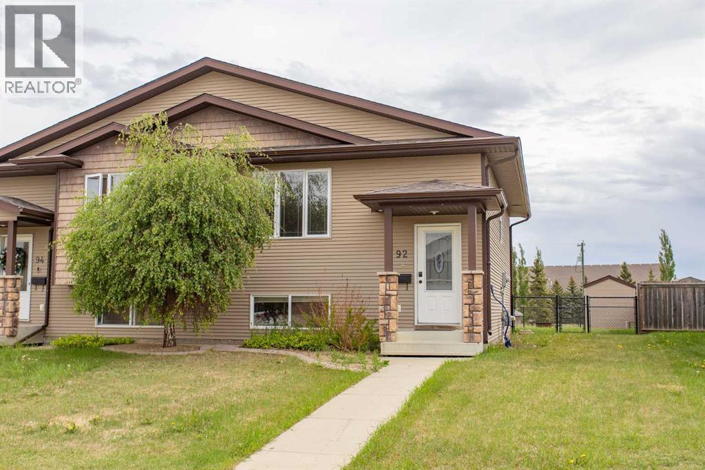92 Iron Wolf Boulevard Property Photo 1