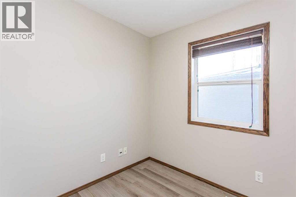 92 Iron Wolf Boulevard Property Photo 18