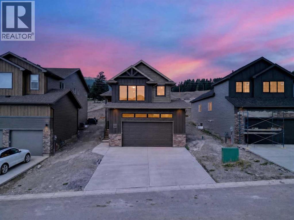 8631 25 Avenue Property Photo 1