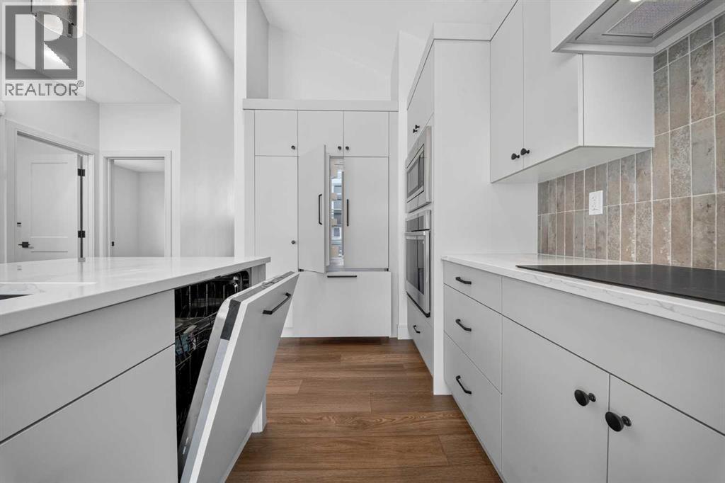 8631 25 Avenue Property Photo 15