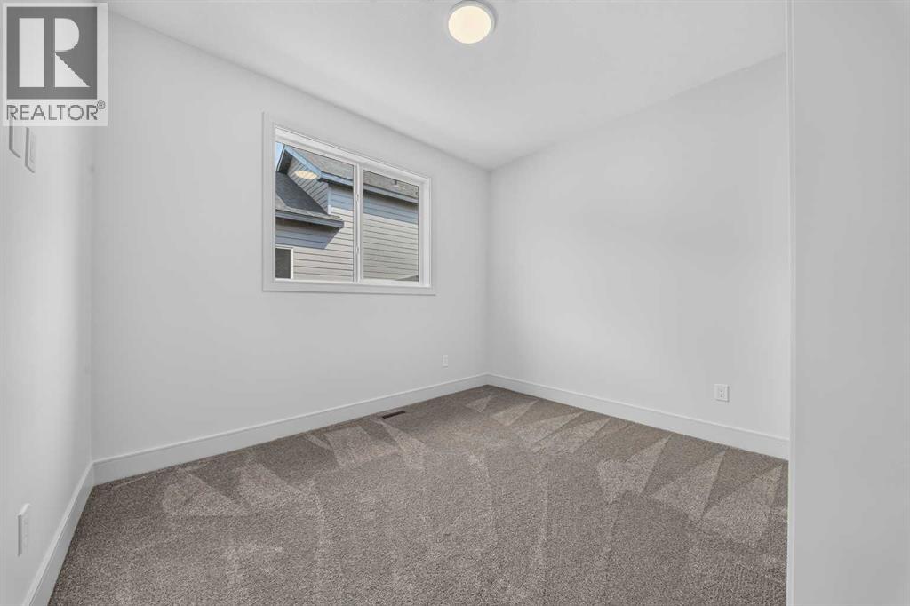 8631 25 Avenue Property Photo 27