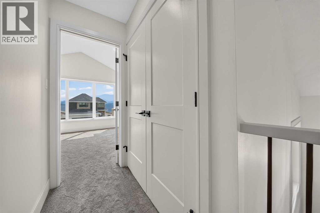 8631 25 Avenue Property Photo 30
