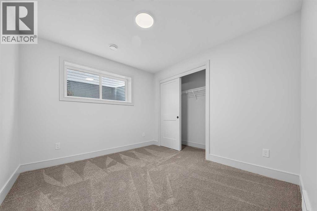 8631 25 Avenue Property Photo 40