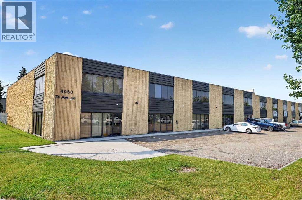 4063 74 Avenue Southeast Photo de la propriété 1