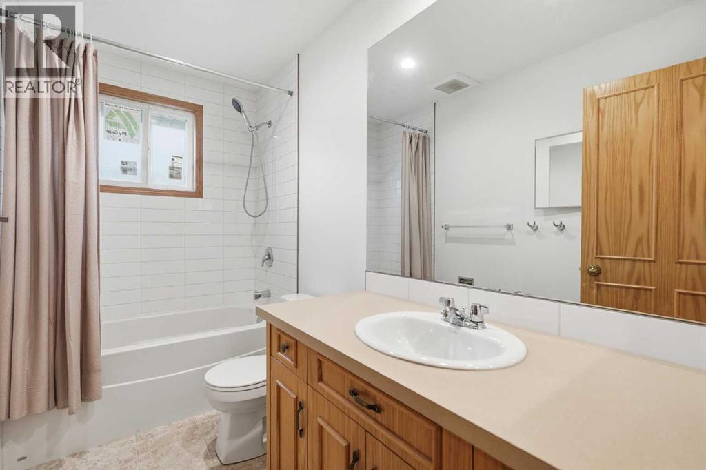3433 33a Avenue Se Property Photo 18