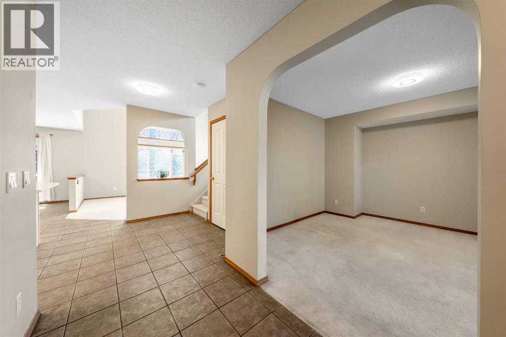 207 Citadel Peak Circle Nw Property Photo 3
