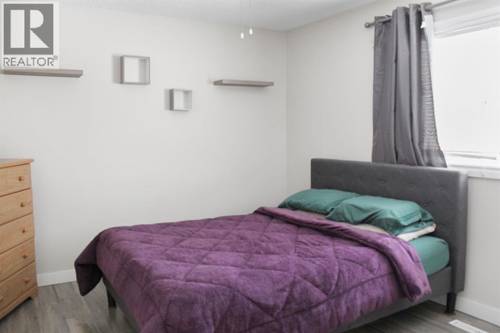 5110 51 Street Property Photo 12