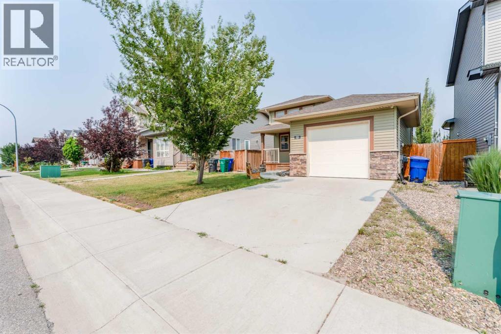 352 Crocus Terrace W Property Photo 3