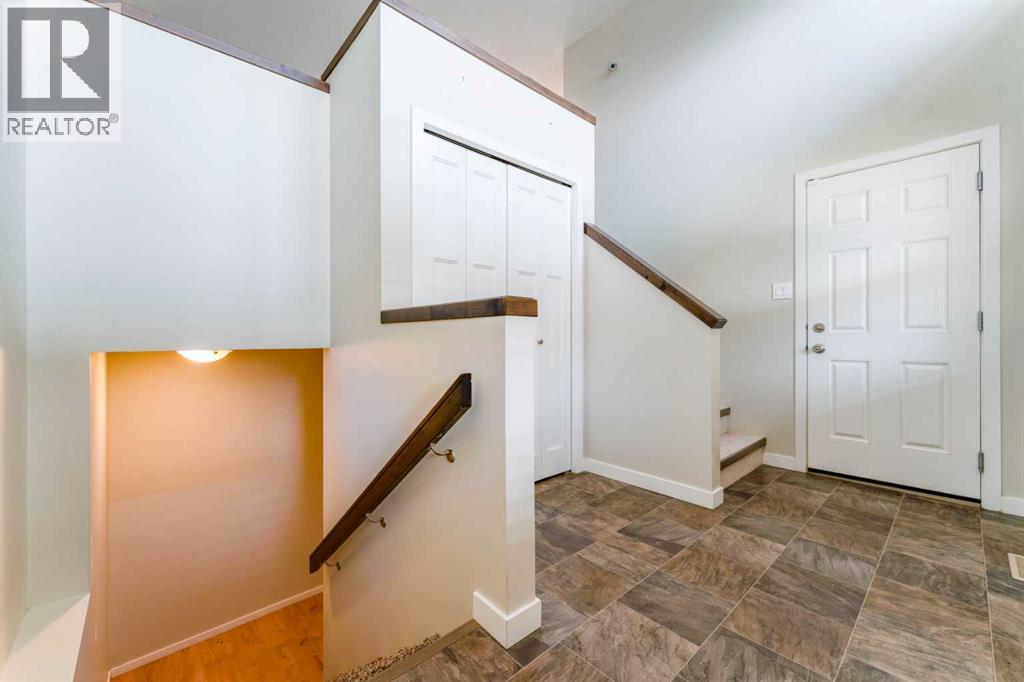 352 Crocus Terrace W Property Photo 6