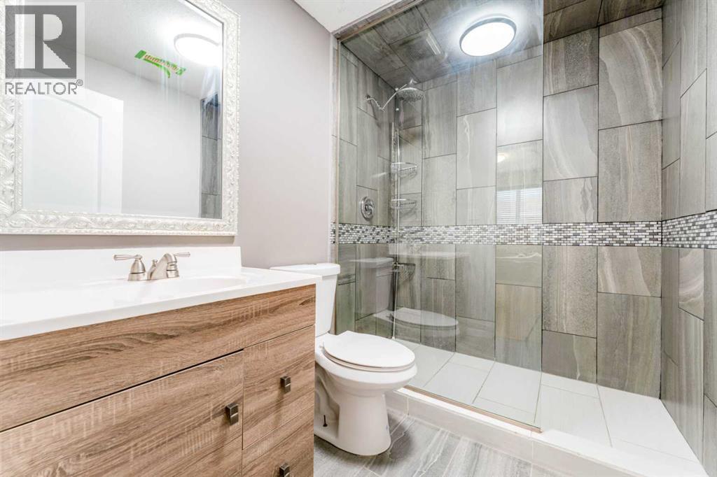 352 Crocus Terrace W Property Photo 25