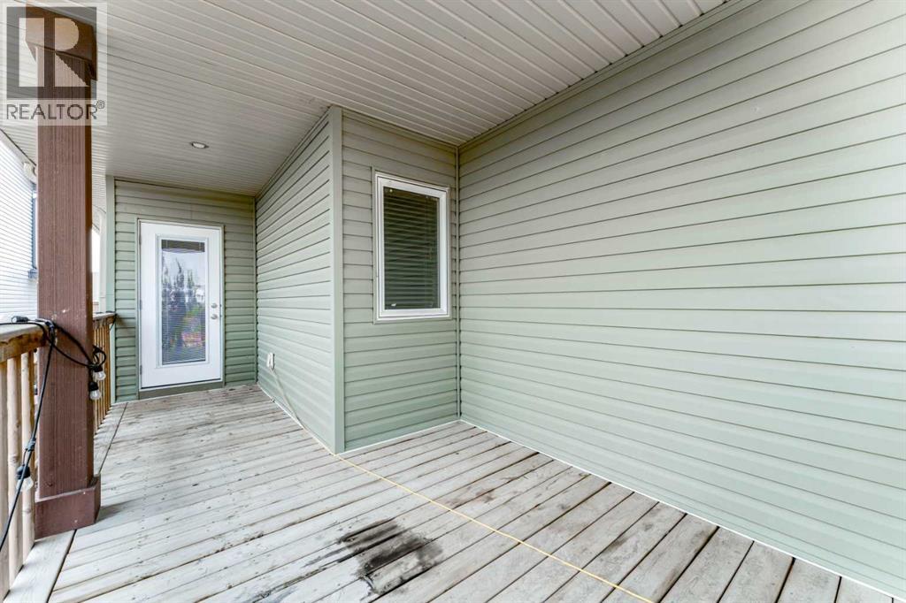 352 Crocus Terrace W Property Photo 33
