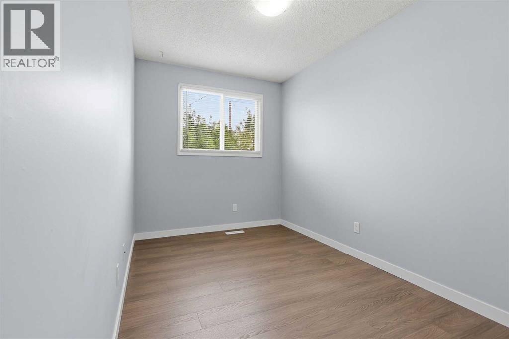 15 Doverville Way Se Property Photo 14