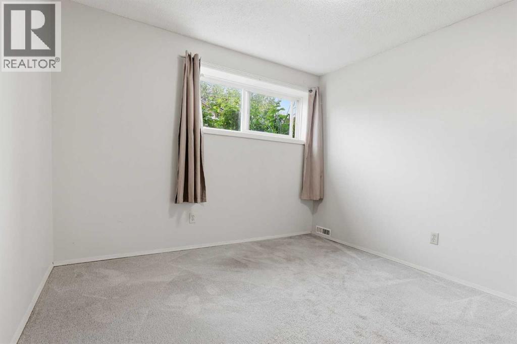 15 Doverville Way Se Property Photo 22