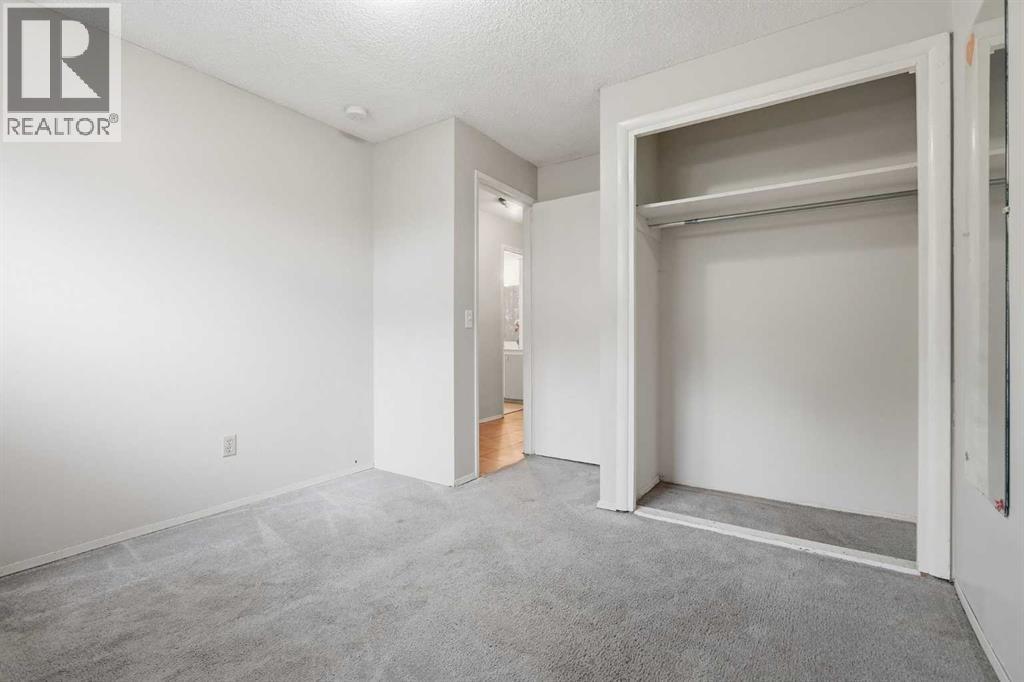 15 Doverville Way Se Property Photo 23