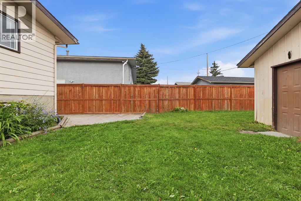 15 Doverville Way Se Property Photo 32