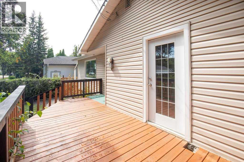 5330 42a Avenue Property Photo 29