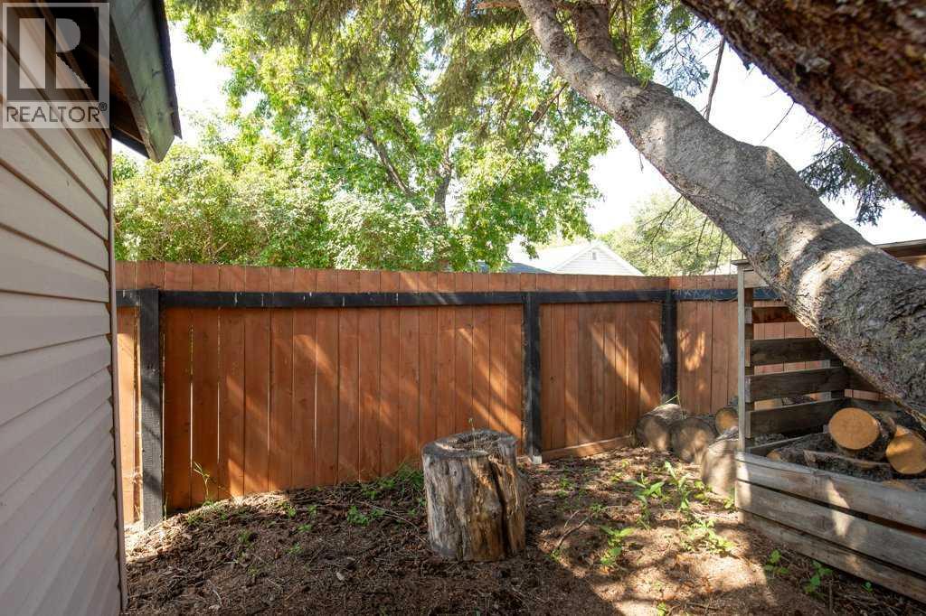 5330 42a Avenue Property Photo 35