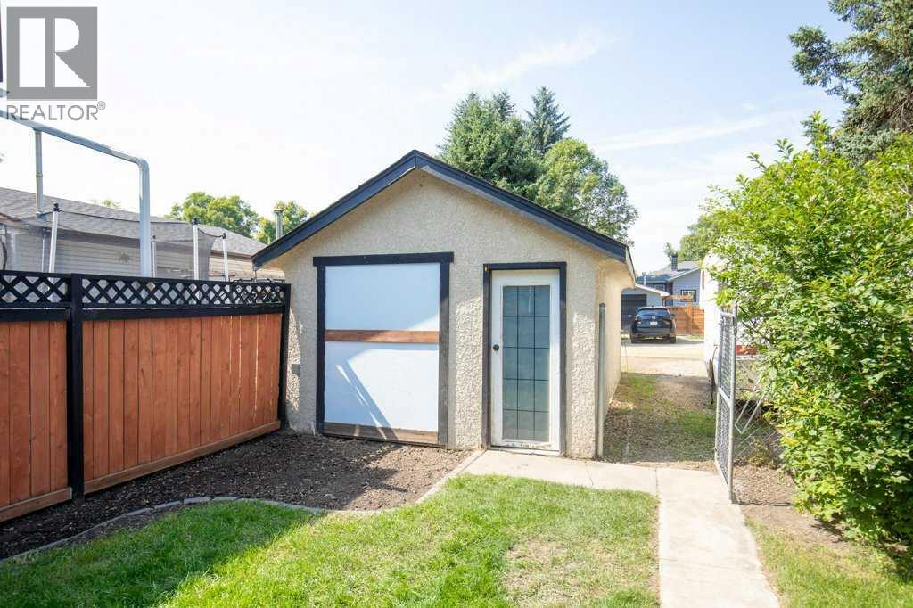 5330 42a Avenue Property Photo 41