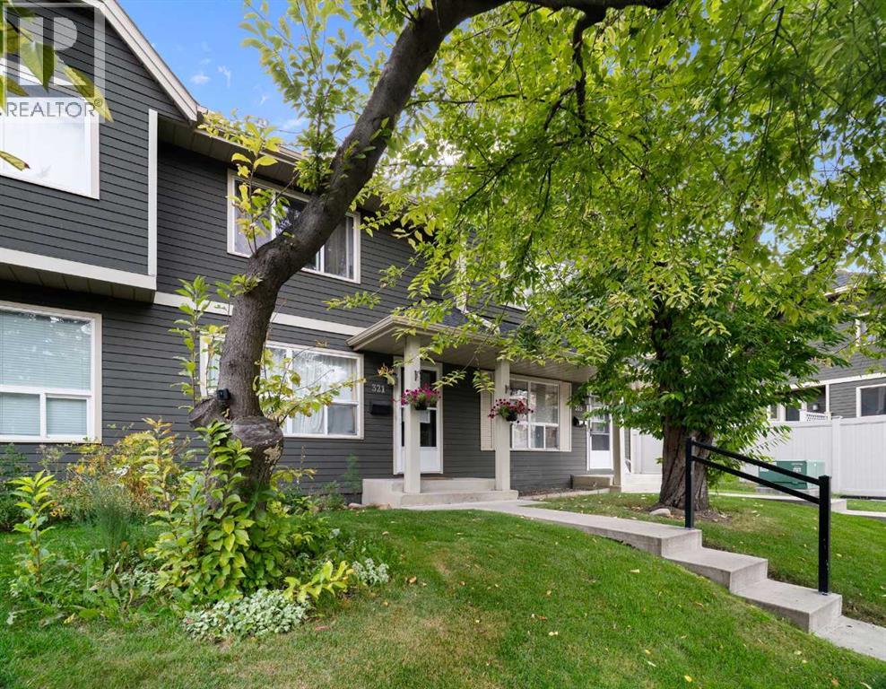 321 Queenston Heights Se Property Photo 3