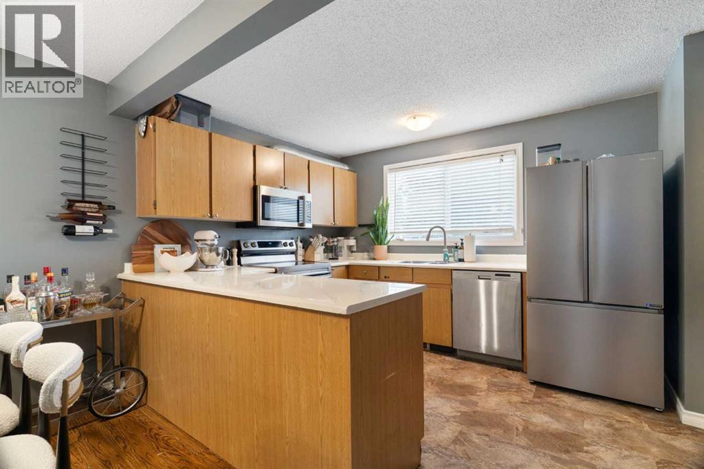 321 Queenston Heights Se Property Photo 19