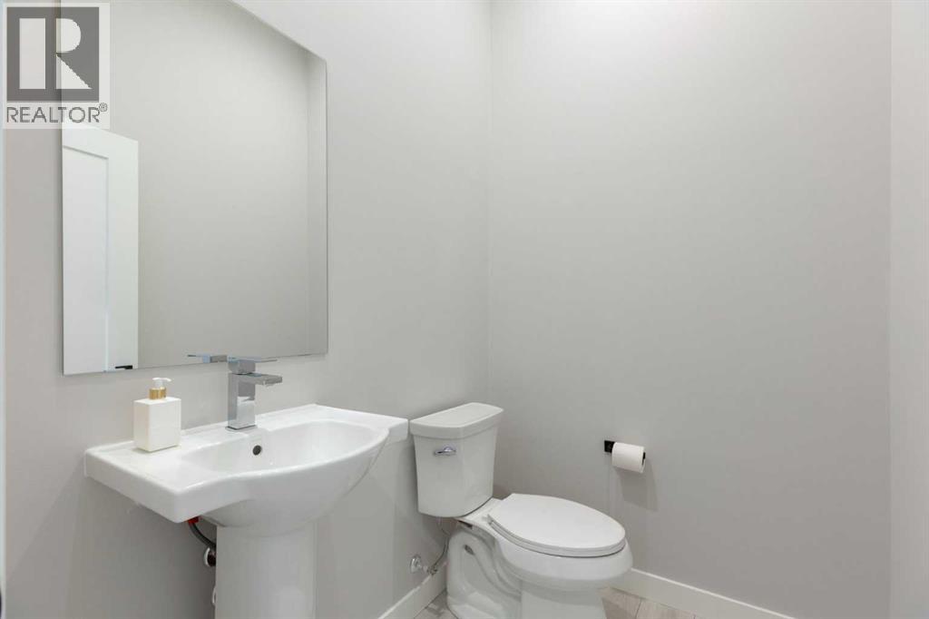 830 81 Street Sw Property Photo 6