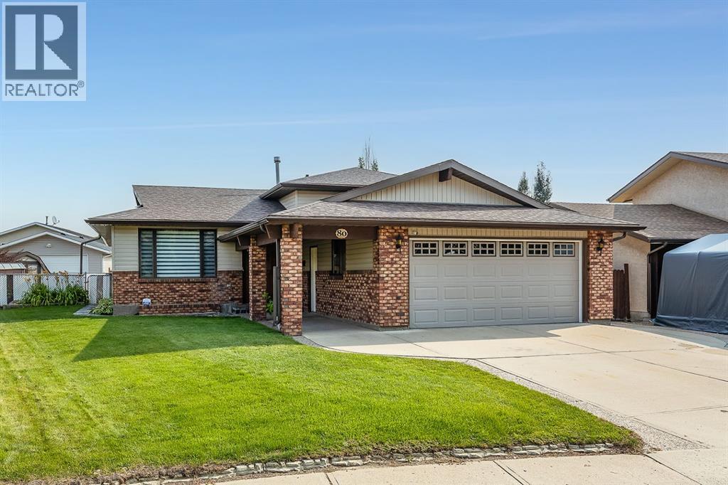 80 Carry Crescent Se Property Photo 1