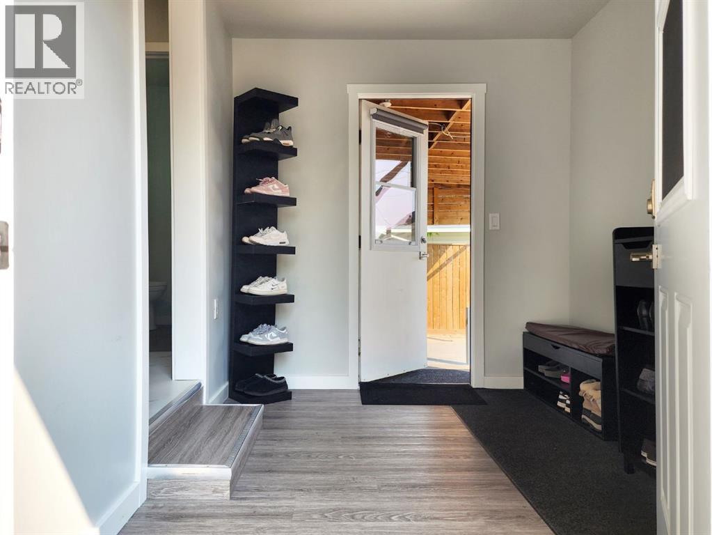 5122 5th Street W Property Photo 17