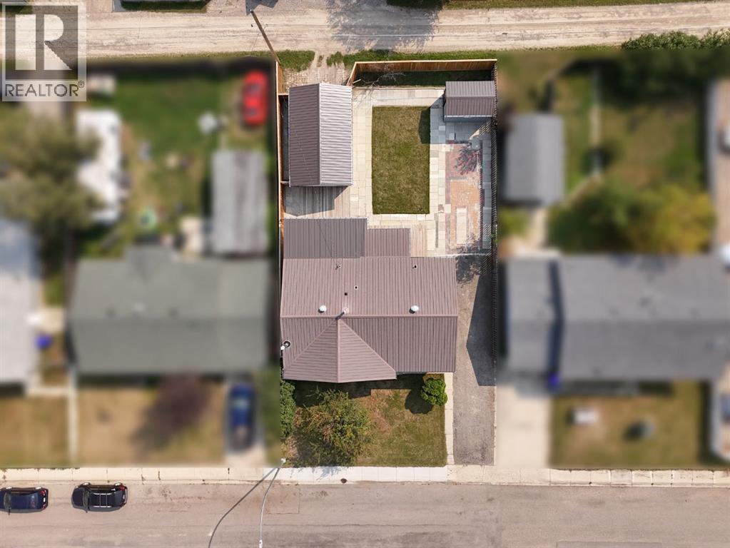 5122 5th Street W Property Photo 36