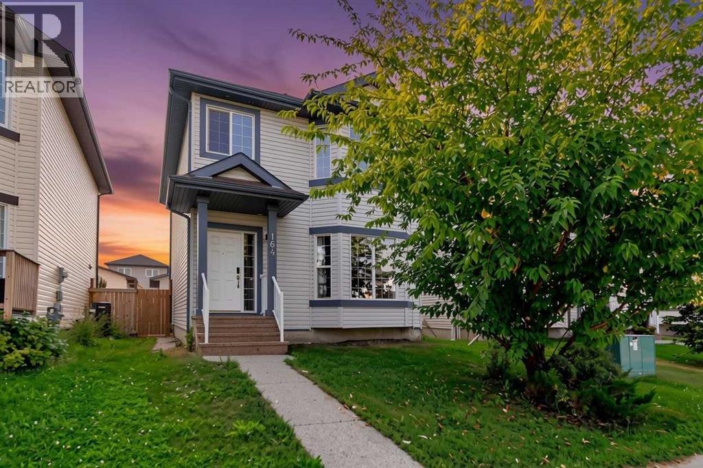 164 Fireweed Crescent Property Photo 1