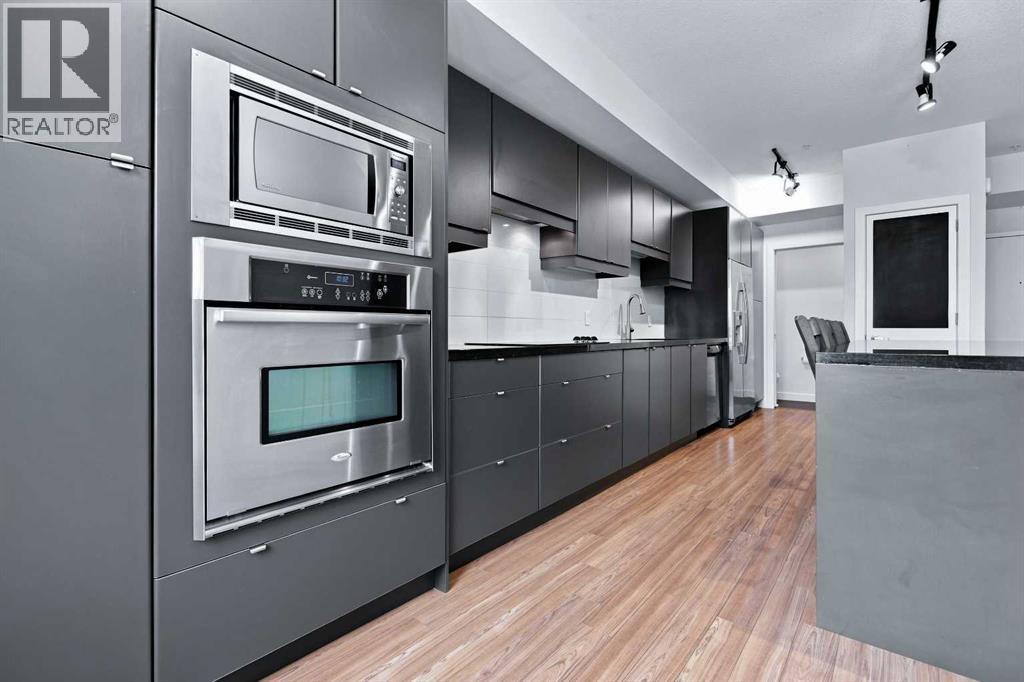 2660 22 Street Property Photo 6