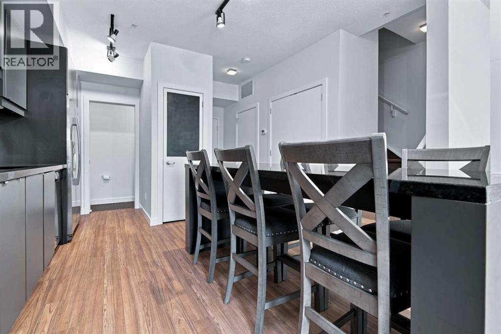 2660 22 Street Property Photo 7