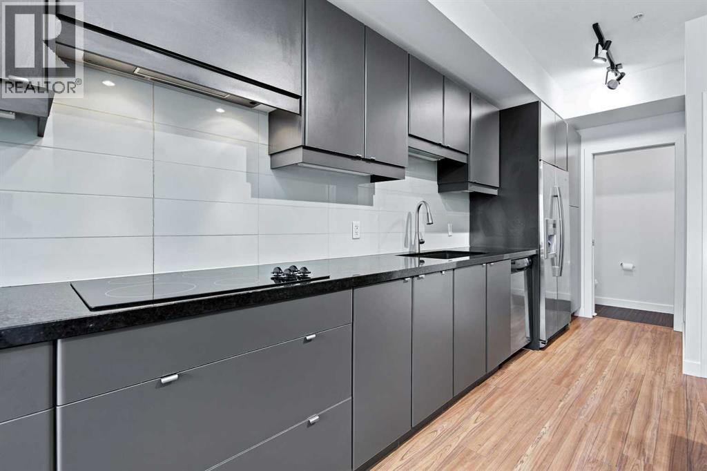 2660 22 Street Property Photo 8
