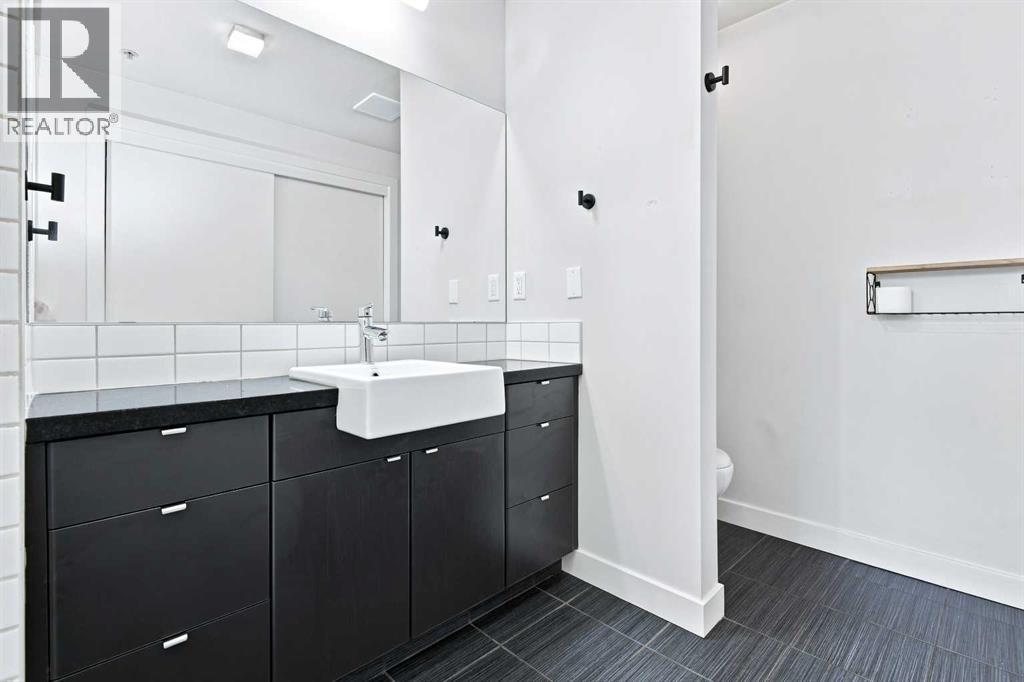 2660 22 Street Property Photo 22