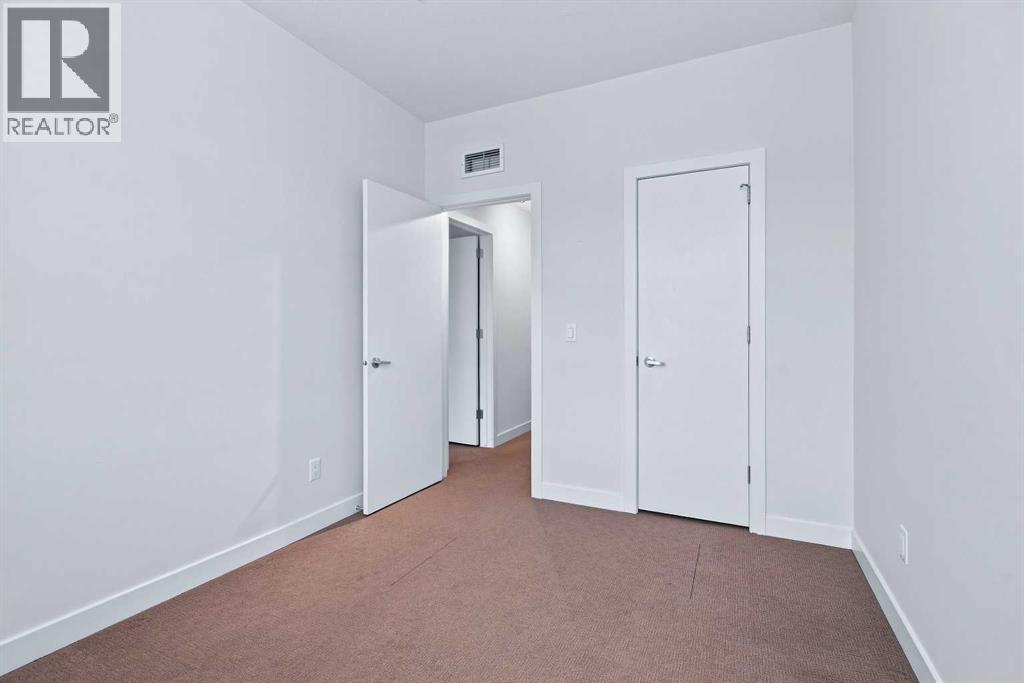 2660 22 Street Property Photo 25