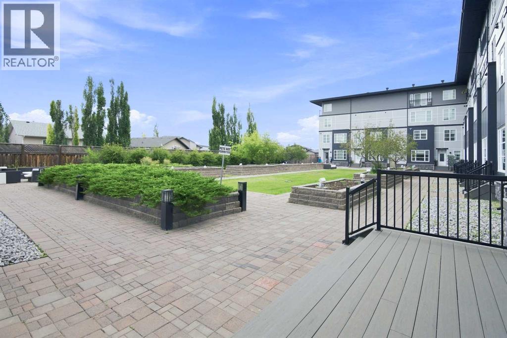 2660 22 Street Property Photo 32