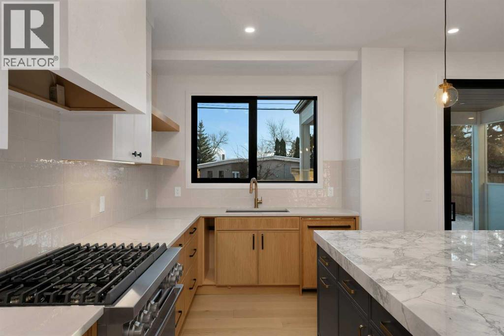 3511 34 Avenue Sw Property Photo 8