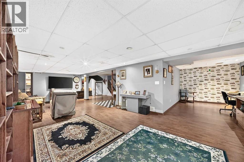 728 Willacy Drive Se Property Photo 16