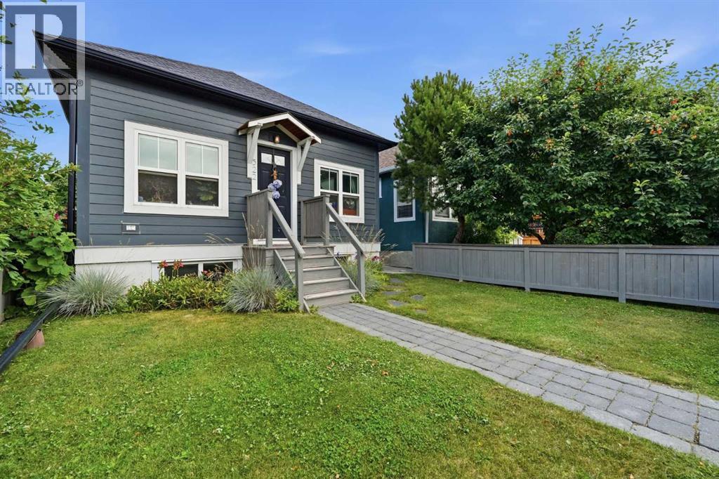 522 8 Avenue Ne Photo de la propriété 1