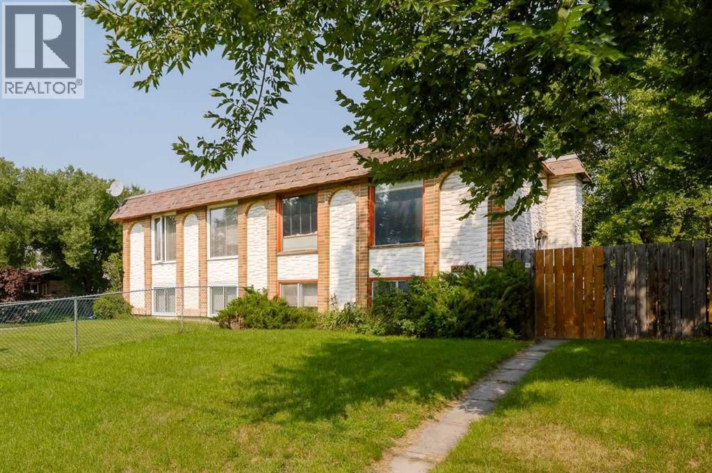 3603 29a Avenue Se Property Photo 1
