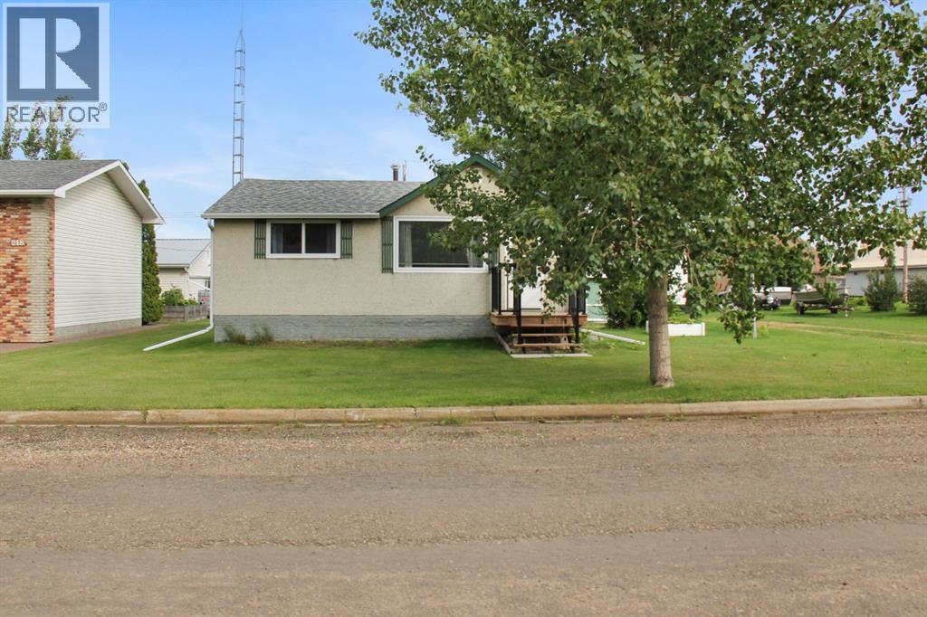 216 Sanden Street Property Photo 1