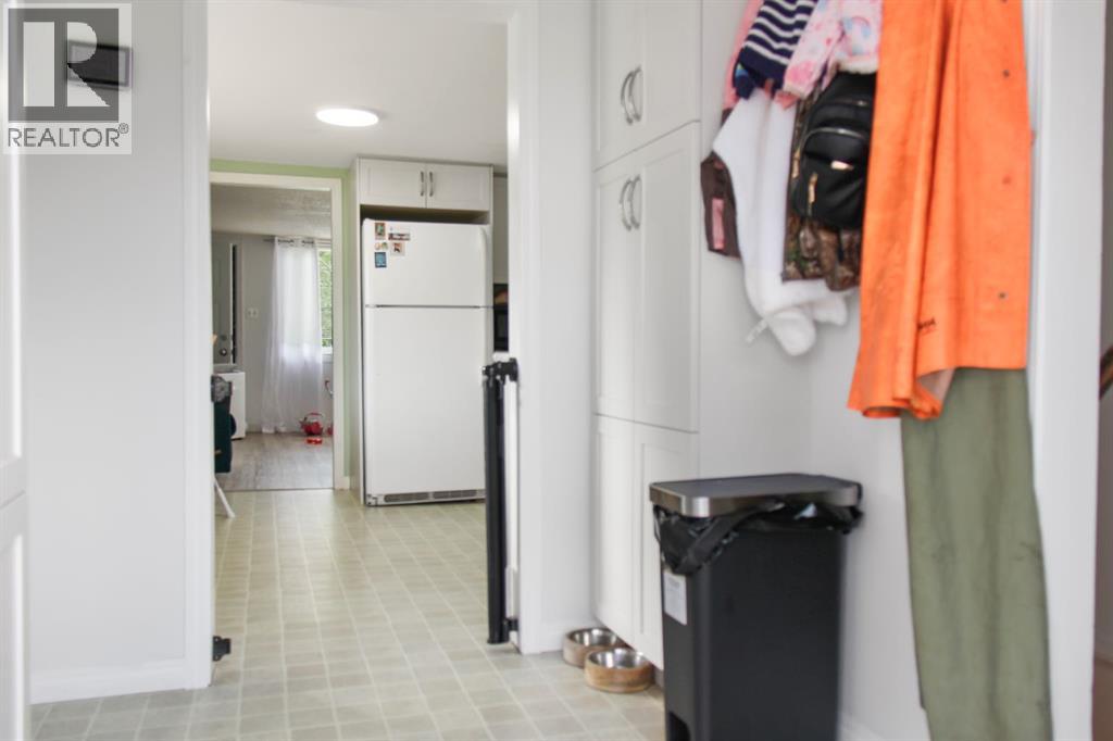 216 Sanden Street Property Photo 4