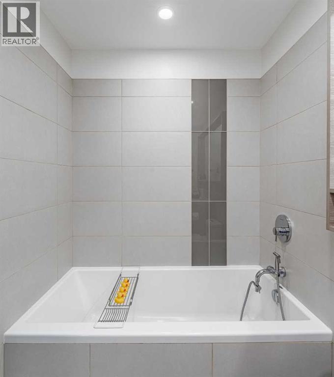 38 9 Street Northeast Property Photo 24