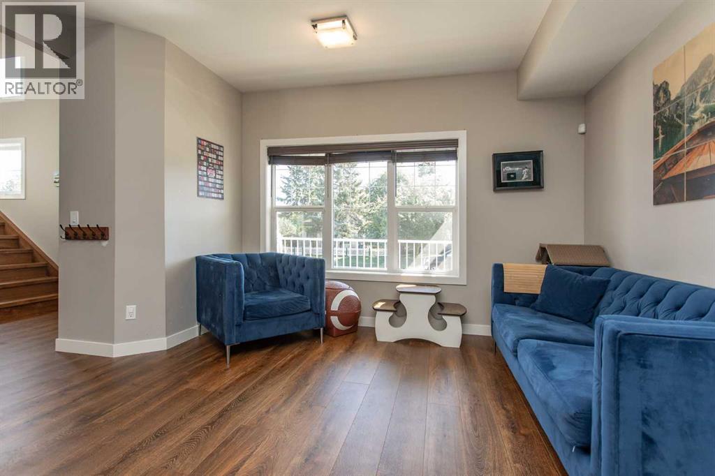 5324 44 Avenue Property Photo 6