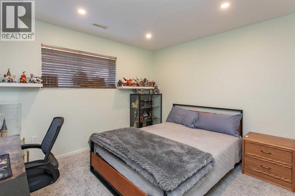 5324 44 Avenue Property Photo 25