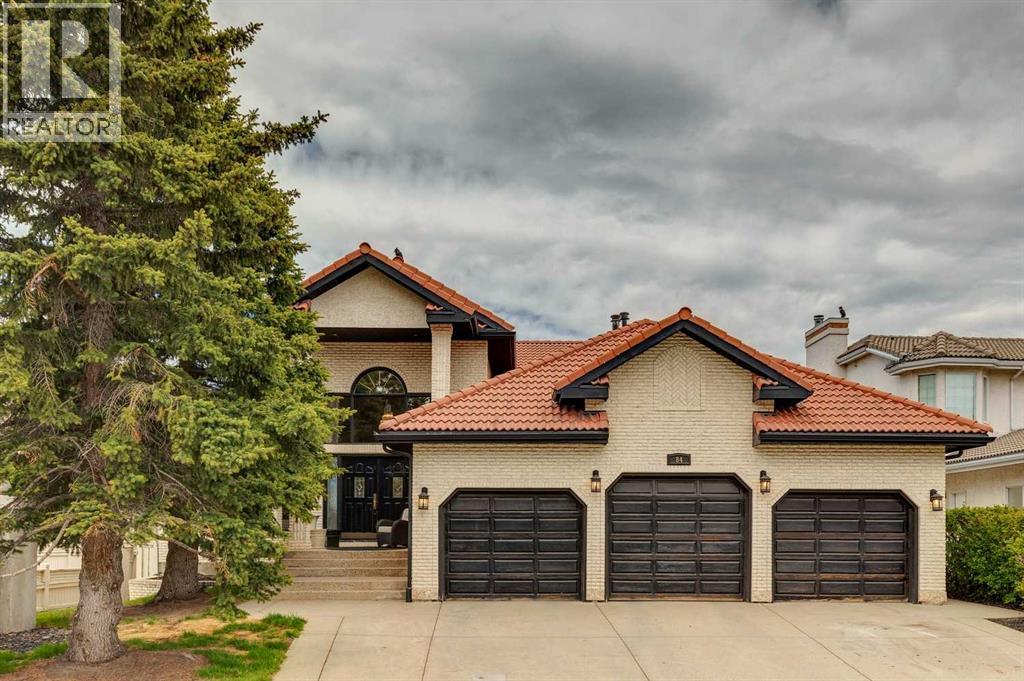 84 Edenstone Way Nw Property Photo 1