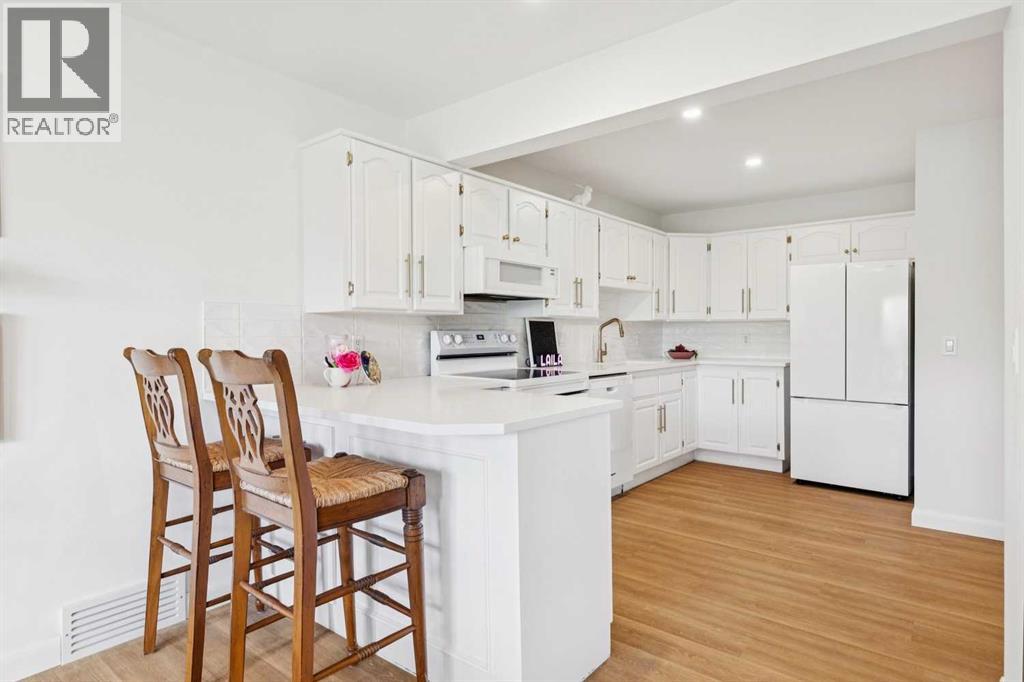 84 Edenstone Way Nw Property Photo 33