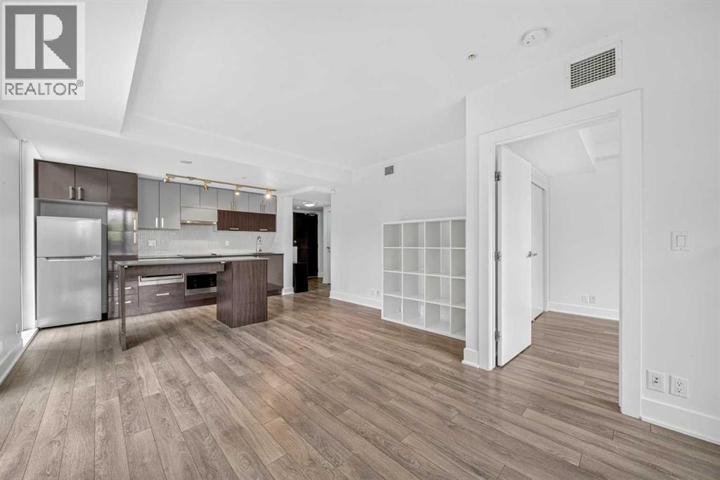 615 Confluence Way Se Property Photo 34