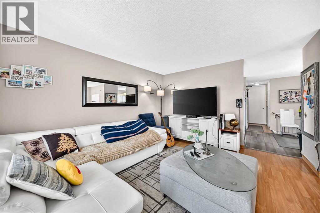 39 Aberdare Way Ne Property Photo 4