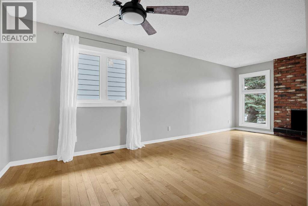 1307 56 Avenue Nw Property Photo 6