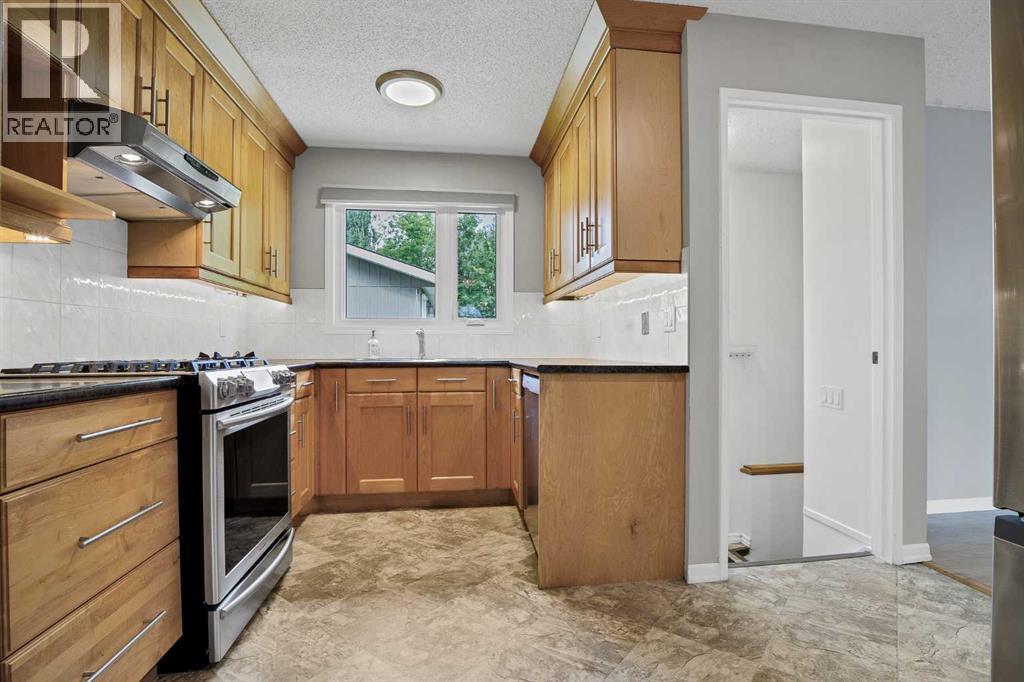 1307 56 Avenue Nw Property Photo 11